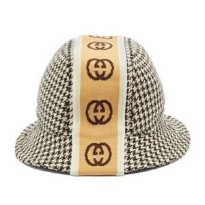 Gucci Intarsia "GG" Stripe
Houndstooth Bucket Hat - EUC & Authentic! Size M/58cm